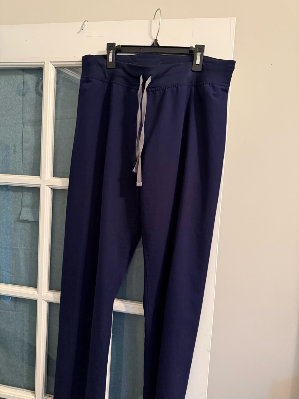 Women’s figs Livingston Navy pants